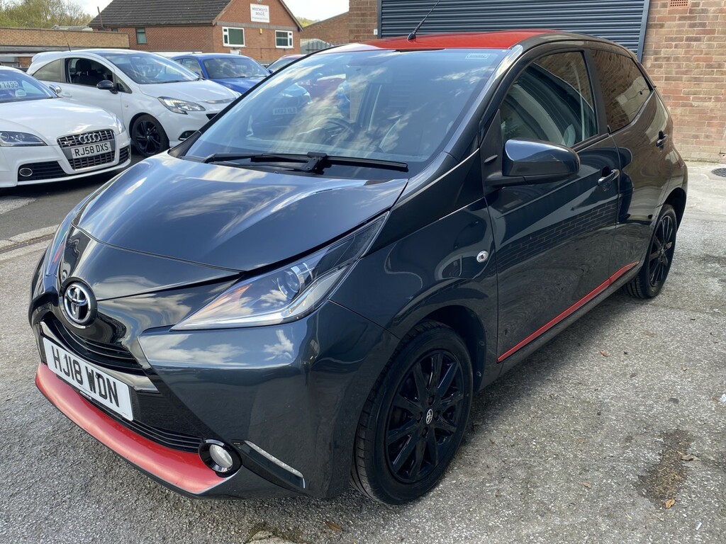 Toyota Aygo Hatchback 1.0 Vvt-i X-press Mot 042027, Sat Nav F HJ18WDN Grey #4
