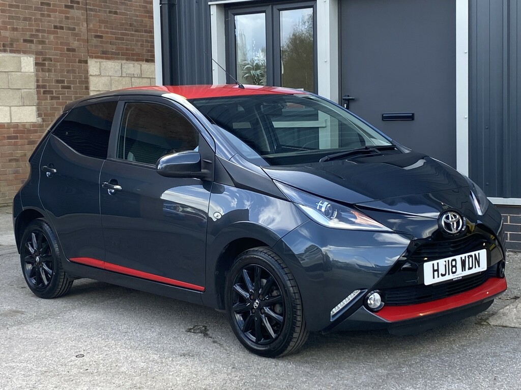Toyota Aygo Hatchback 1.0 Vvt-i X-press Mot 042027, Sat Nav F Grey