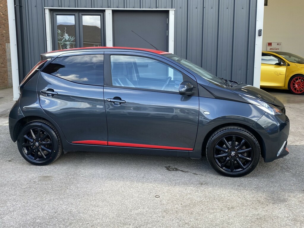 Toyota Aygo Hatchback 1.0 Vvt-i X-press Mot 042027, Sat Nav F HJ18WDN Grey #6