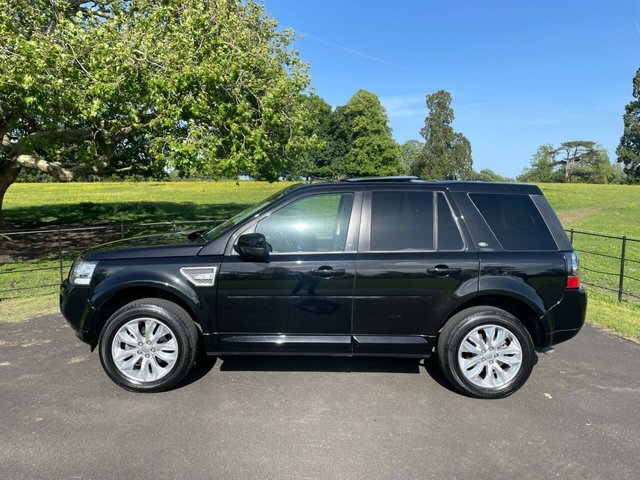 Land Rover Freelander 2 2014 2.2 Sd4 Hse Suv Commandshift 4Wd E Black #2