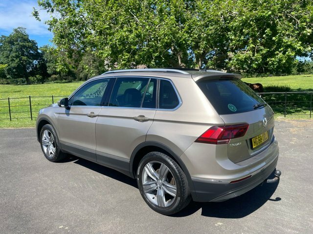 Volkswagen Tiguan 2019 2.0 Tdi Sel Suv Dsg 4Motion Euro 6 HG68UOJ Beige #3