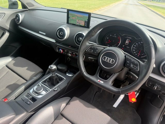 Audi A3 2.0 Tdi S Line Sportback Quattro Black #5