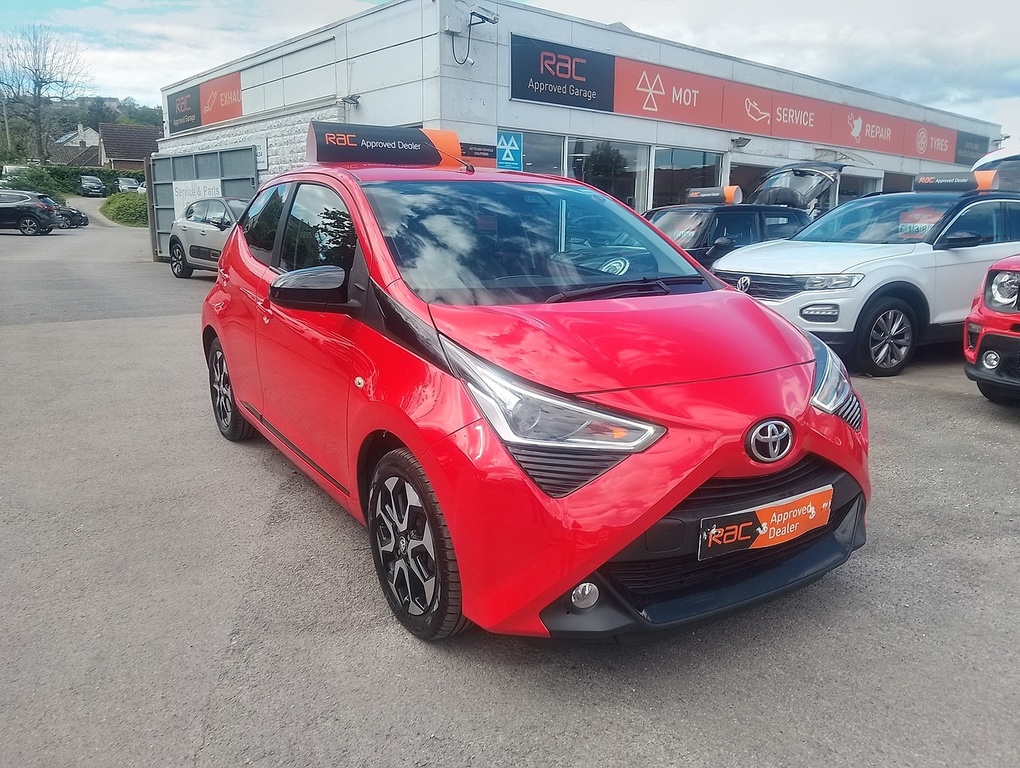 Toyota Aygo Vvt-i X-trend YR70CKC Red #3