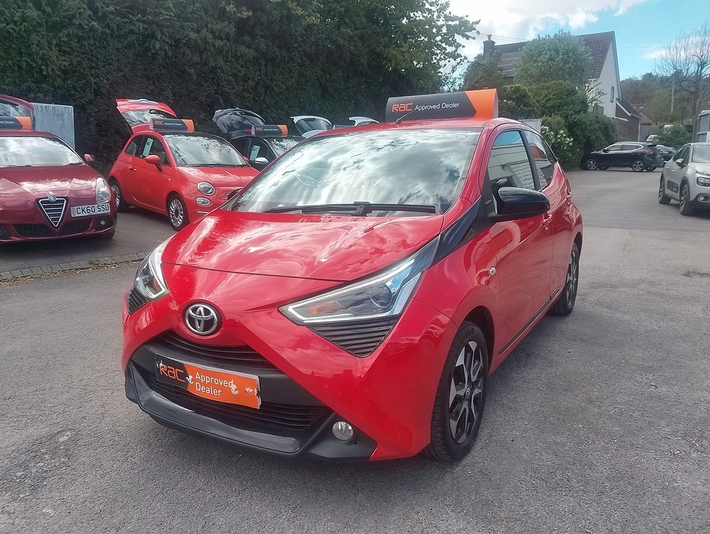 Toyota Aygo Vvt-i X-trend YR70CKC Red #5