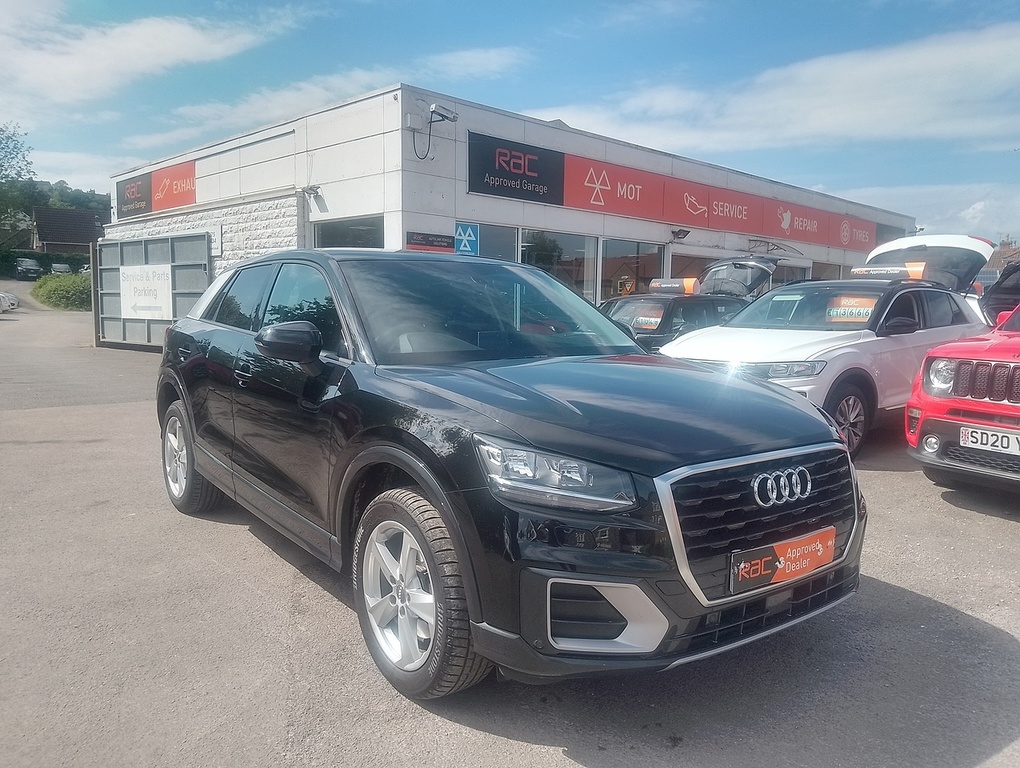 Audi Q2 Tdi Sport KO18BCF Black #3