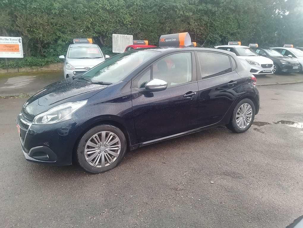 Peugeot 208 Puretech Signature KN19FNK Blue #5