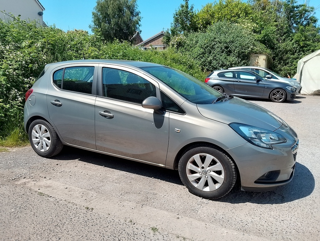 Vauxhall Corsa I Ecotec Design BU15HXL Brown #3