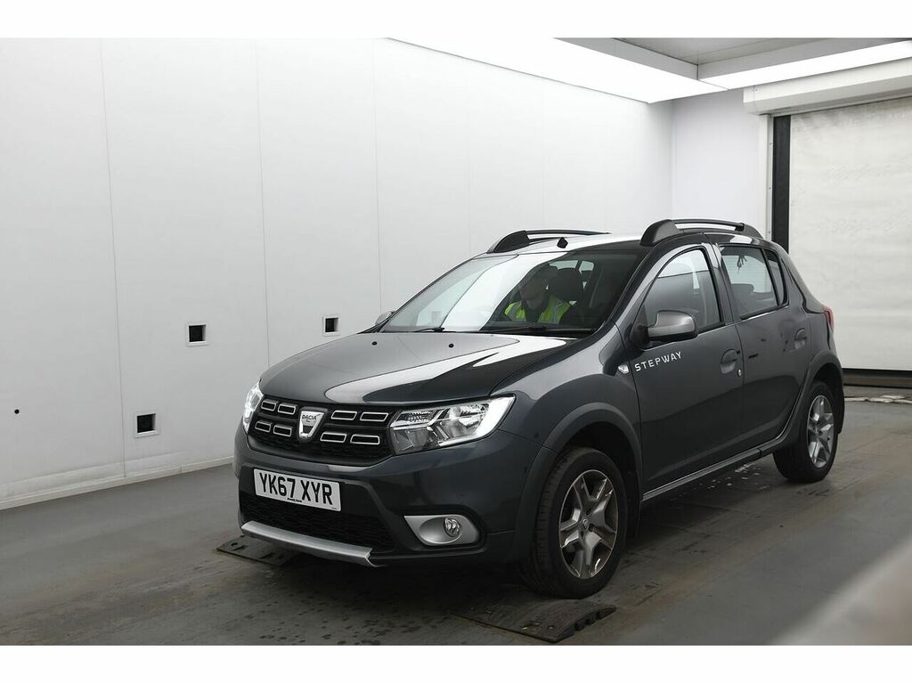 Dacia Sandero Stepway Tce Laureate YK67XYR Grey #2
