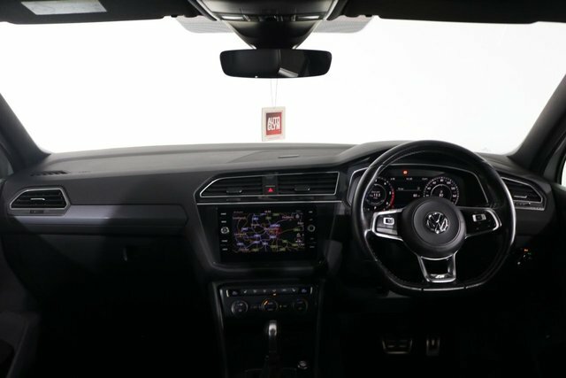 Volkswagen Tiguan 2.0 Tdi R-line Suv Dsg 4Motion Euro 6 CX18XWK White #3