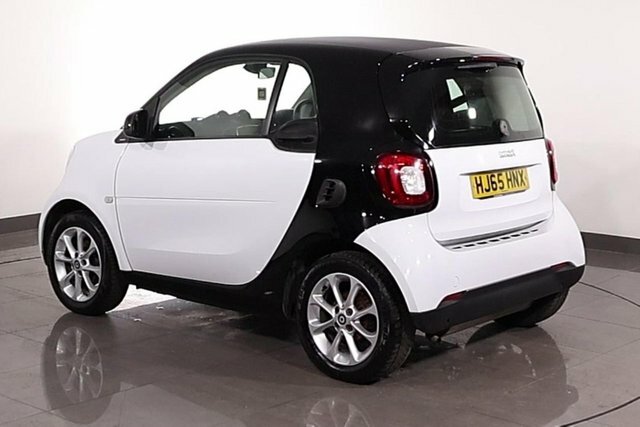 Smart Fortwo Coupe 1.0 Passion Coupe Twinamic Euro 6 S S White #2