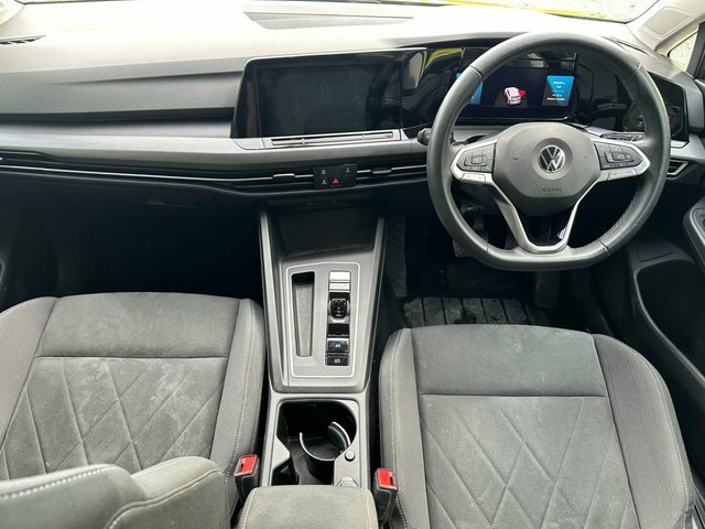 Volkswagen Golf 1.5 Etsi Mhev Style DL20YCP Yellow #5