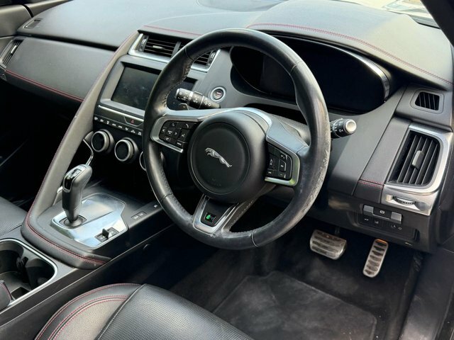Jaguar E-Pace 2.0 D180 Chequered Flag EO20OXT Grey #4