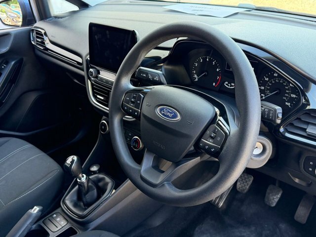 Ford Fiesta 1.0T Ecoboost Trend Hatchback BJ20GXS Blue #4