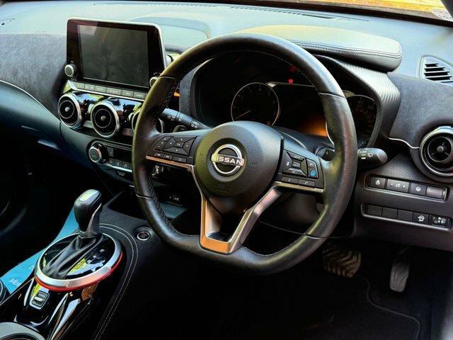 Nissan Juke 1.0 Dig-t Tekna Suv AF23WOA Red #4