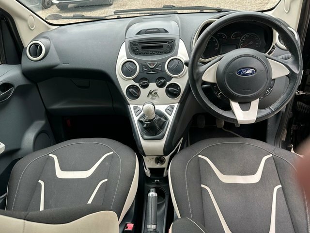 Ford KA 1.2 Zetec Black Edition KU16EWX Black #3