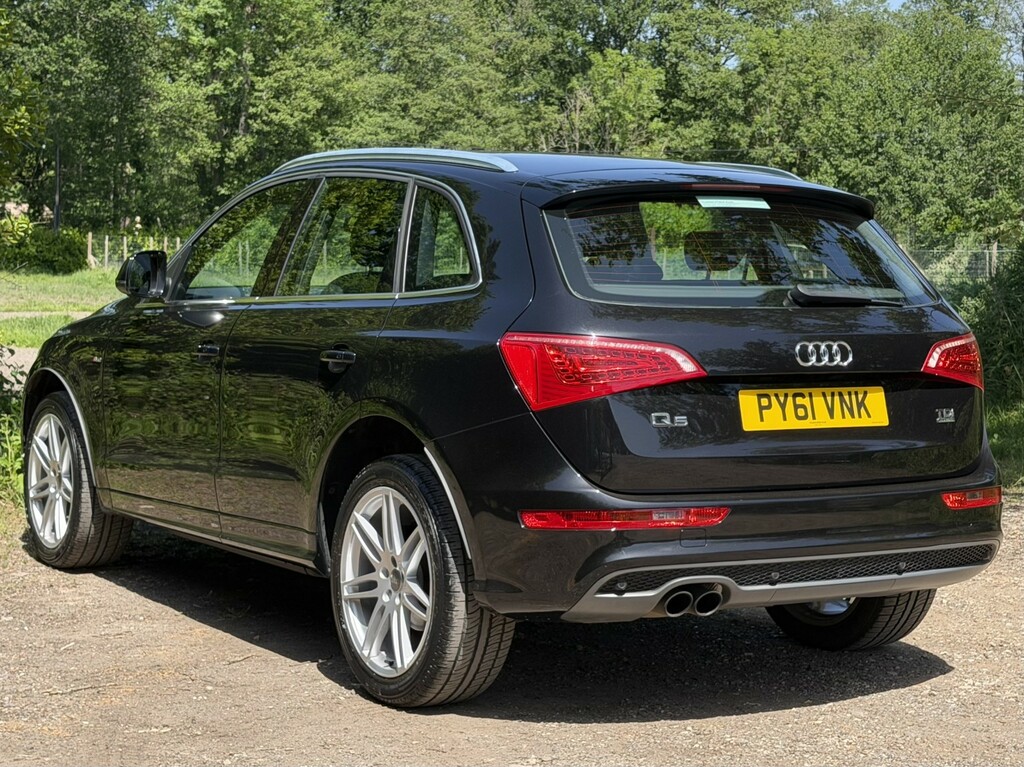 Audi Q5 2.0 Tdi S Line Black #3