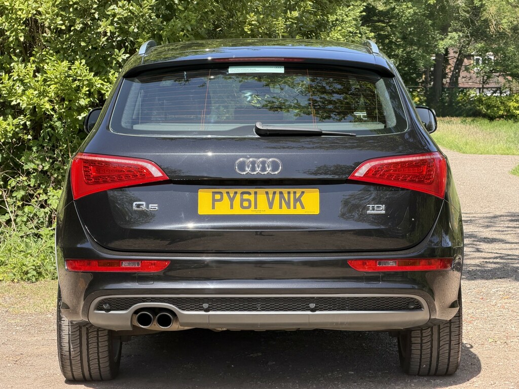 Audi Q5 2.0 Tdi S Line Black #4