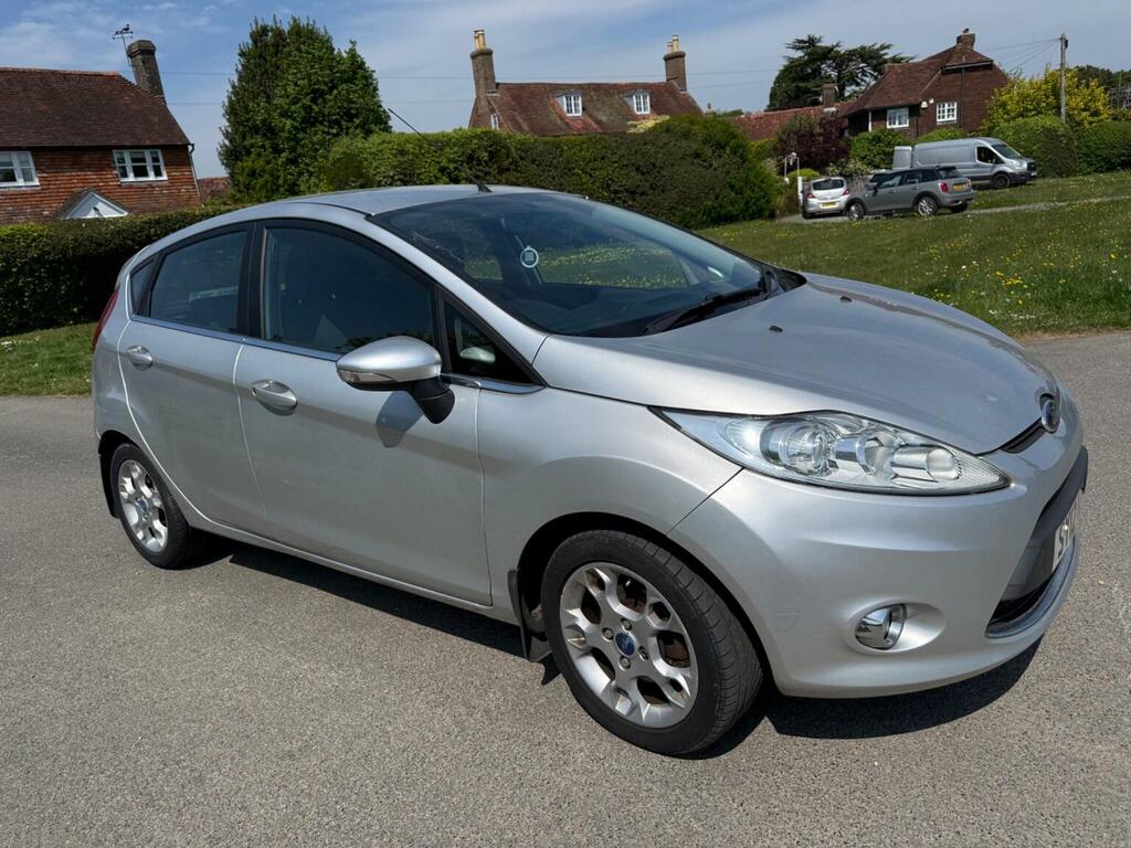Ford Fiesta Hatchback 1.4 Zetec 201212 Silver #3