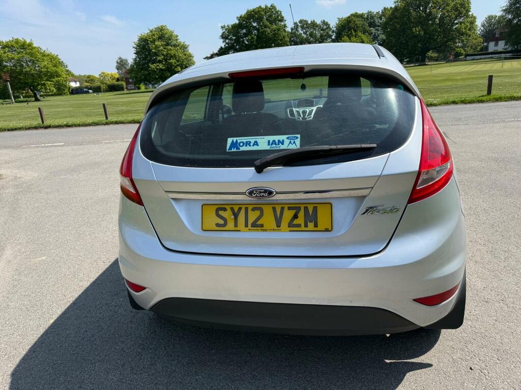 Ford Fiesta Hatchback 1.4 Zetec 201212 Silver #6