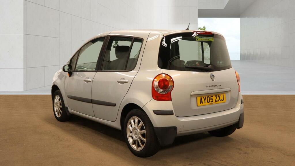 Renault Modus Hatchback 1.6 16V Dynamique 200505 Silver #3