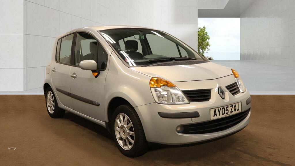 Renault Modus Hatchback 1.6 16V Dynamique 200505 Silver #2