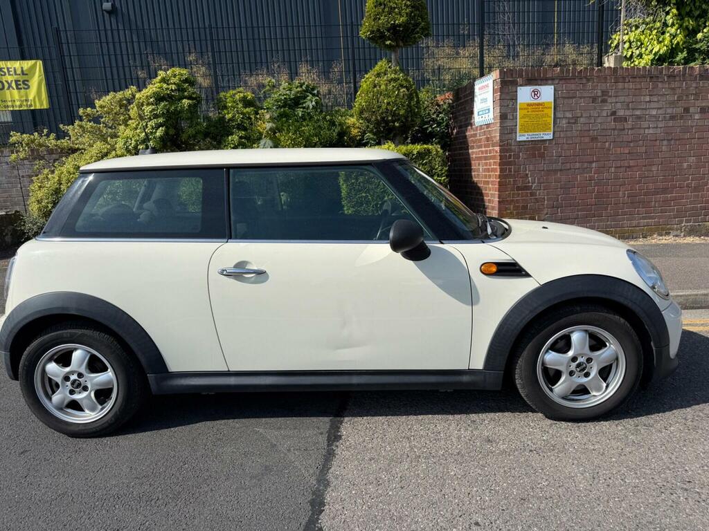 Mini Hatch Hatchback 1.6 One Euro 5 201160 White #4
