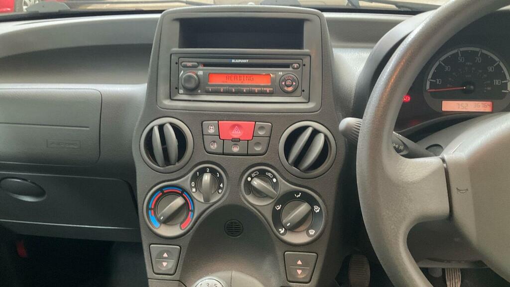 Fiat Panda Panda Active White #12