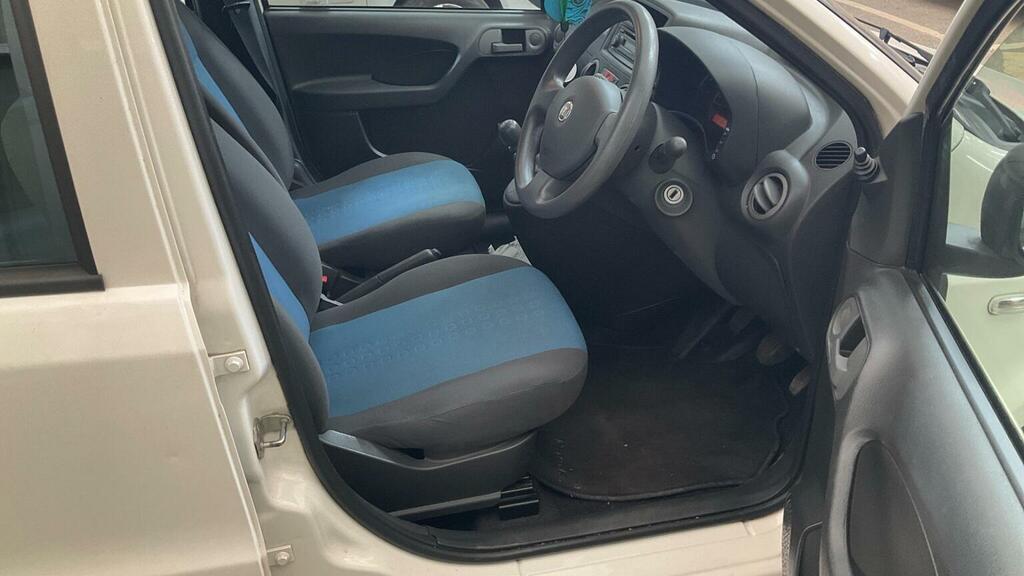 Fiat Panda Panda Active White #11