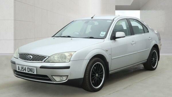 Ford Mondeo Ghia X Silver #2