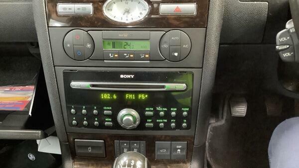 Ford Mondeo 1.8 LX Red #12
