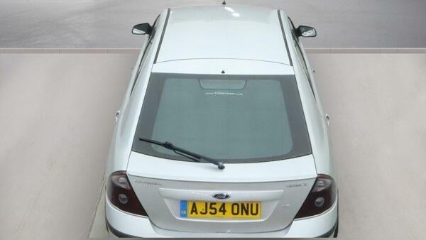 Ford Mondeo 1.8 LX Red #8