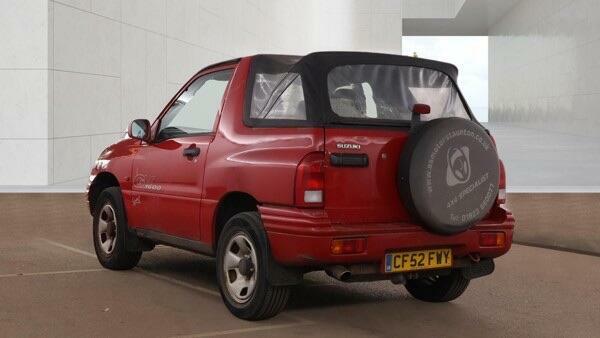 Suzuki Grand Vitara 1.6 16V Se Black #3