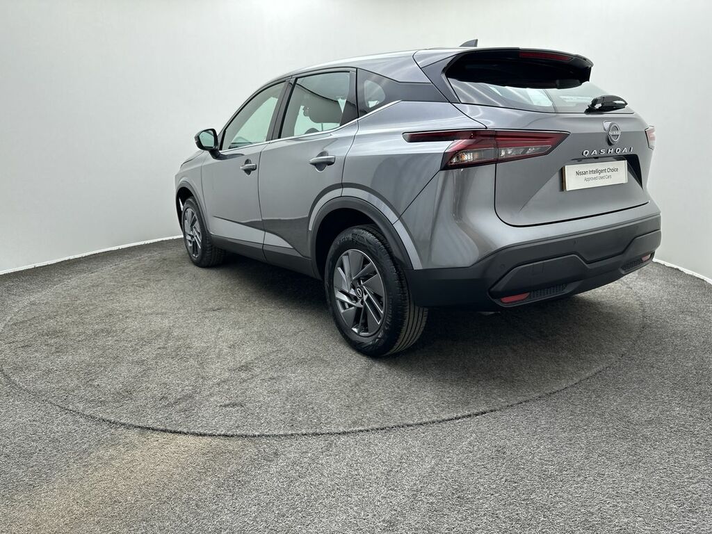 Nissan Qashqai 1.3 Dig-t Mh 158 Acenta Premium Xtronic DV24WUH #6