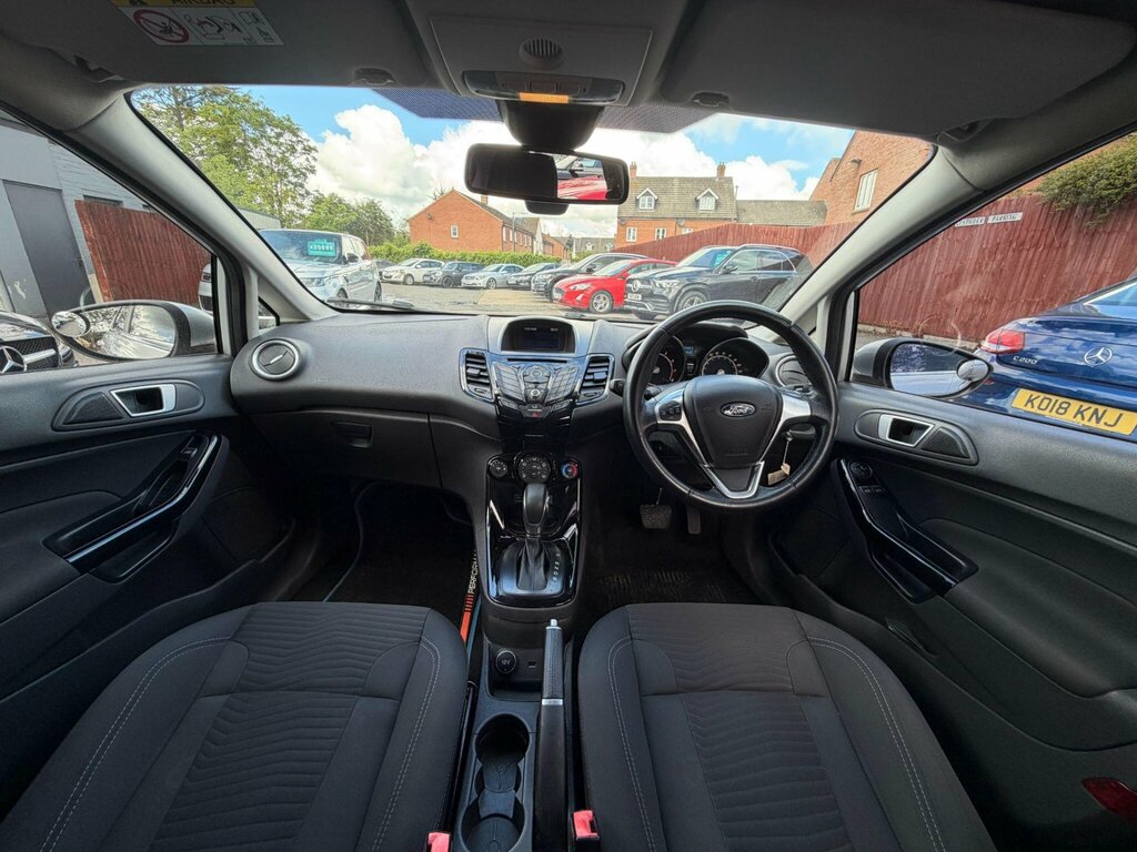 Ford Fiesta 1.6 Zetec Powershift Euro 6 FP66YRS Silver #2