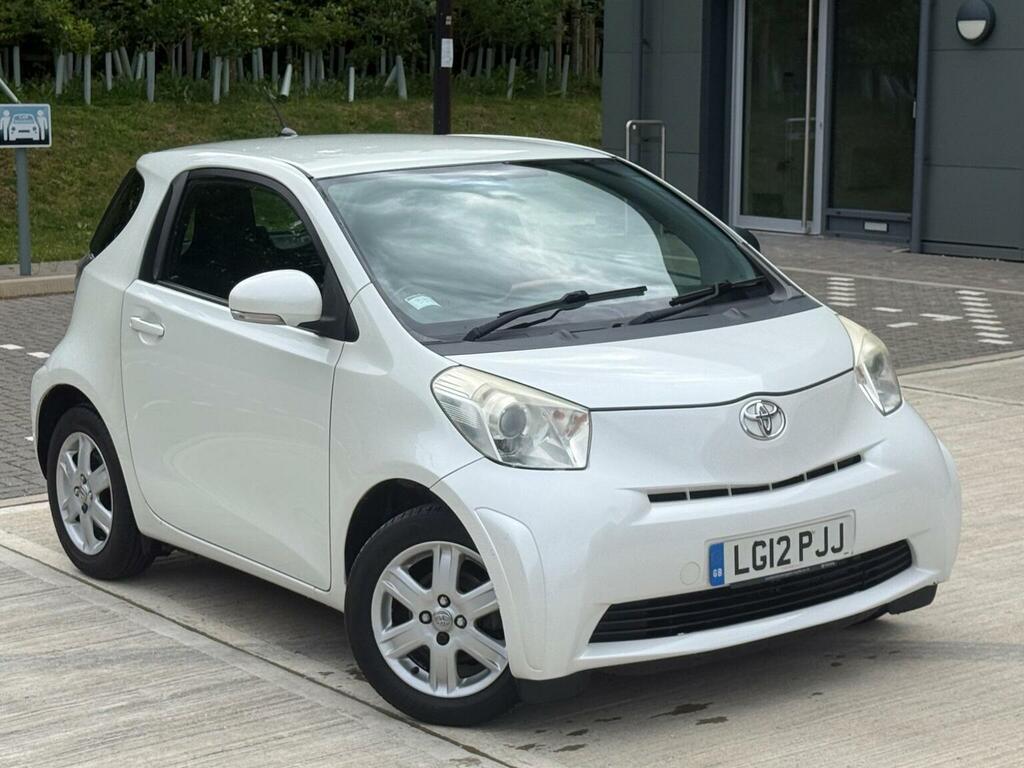 Toyota IQ Hatchback 1.0 Vvt-i Multidrive Euro 5 201212 White #4