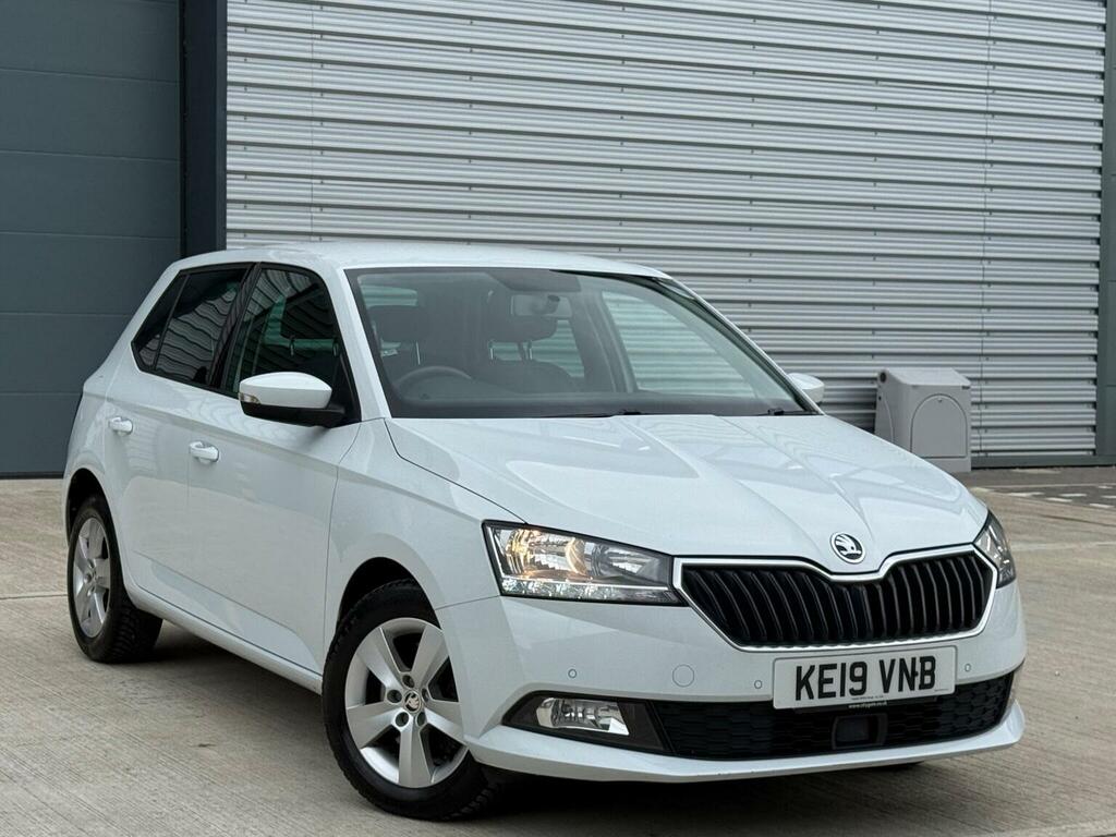 Skoda Fabia Hatchback 1.0 Tsi Se Dsg Euro 6 Ss 201919 White