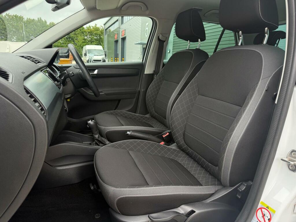 Skoda Fabia Hatchback 1.0 Tsi Se Dsg Euro 6 Ss 201919 KE19VNB White #6