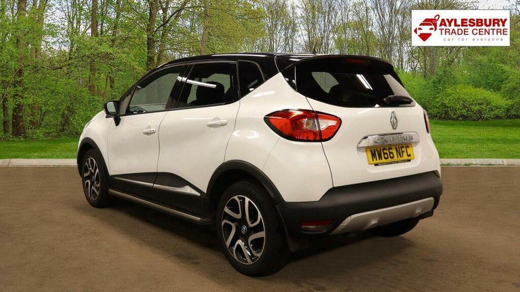 Renault Captur Suv 1.2 Tce Energy Iconic Nav Euro 6 Ss MW66NFC White #2