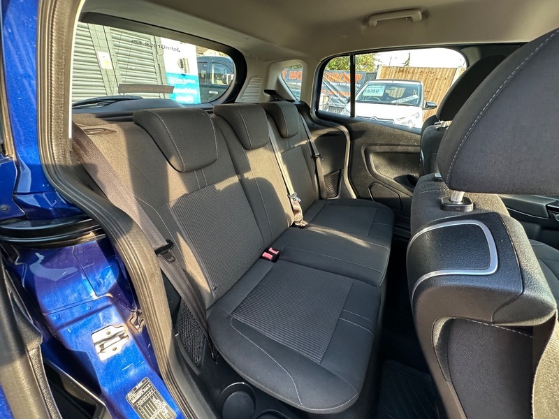 Ford B-Max Zetec AX15UGN Blue #6