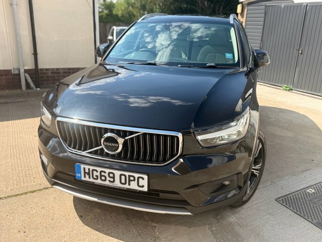 Volvo XC40 2.0 T4 Inscription Pro Suv Awd Eur HG69OPC Black #3