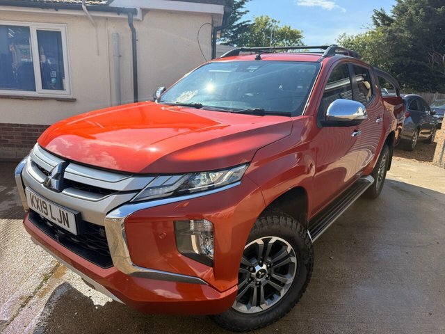 Mitsubishi L200 2.2 Di-d Dc Barbarian X Pickup Double Cab Dies Orange #2