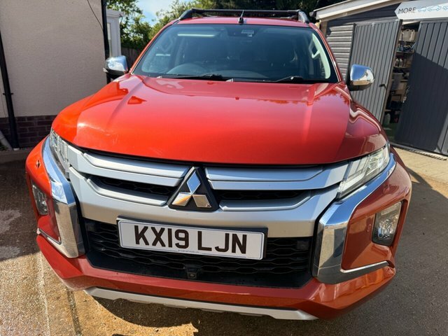 Mitsubishi L200 2.2 Di-d Dc Barbarian X Pickup Double Cab Dies Orange #6