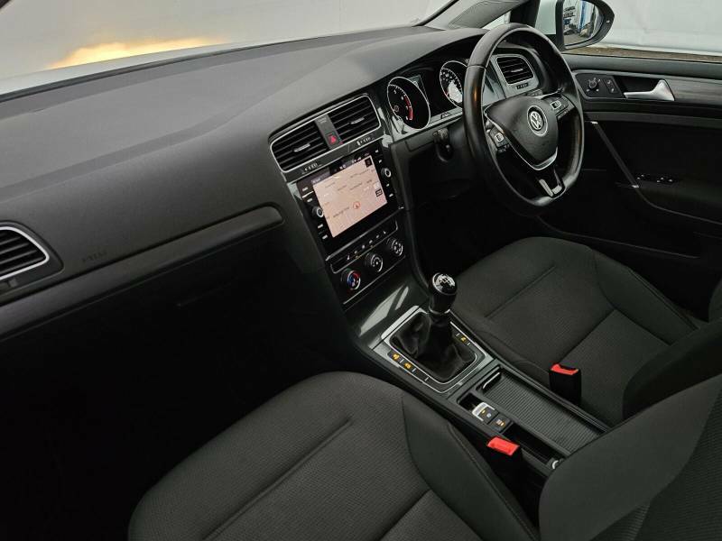Volkswagen Golf 1.5 Tsi Evo Se Nav White