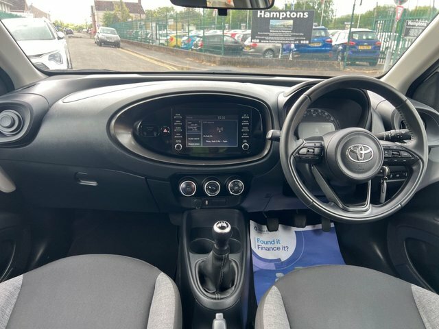 Toyota Aygo X 1.0 Vvt-i Pure Hatchback Euro 6 CA72NVX White #3