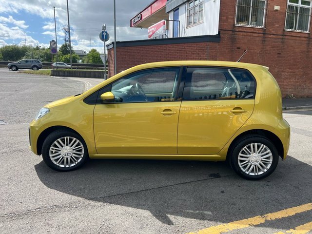 Volkswagen Up 1.0 Move Up Hatchback Euro 6 6 CV17GJO Yellow #6