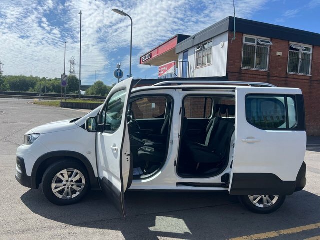 Peugeot Rifter 1.5 Bluehdi Allure Standard Mpv Eat Eur CF19OJD White #5