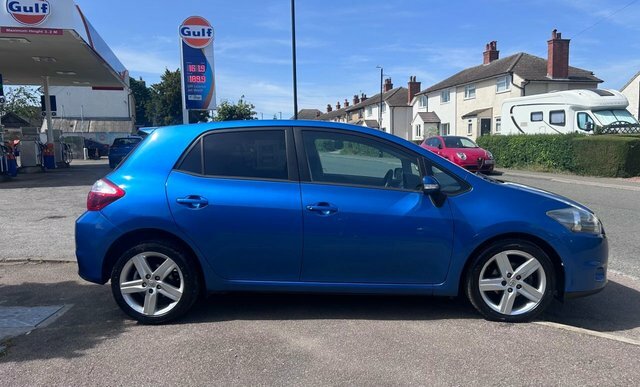 Toyota Auris 1.6 V-matic Sr Hatchback Blue #5