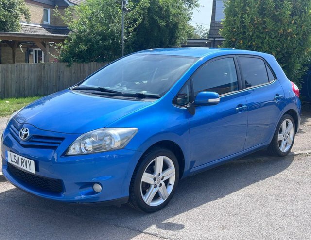 Toyota Auris 1.6 V-matic Sr Hatchback Blue #2