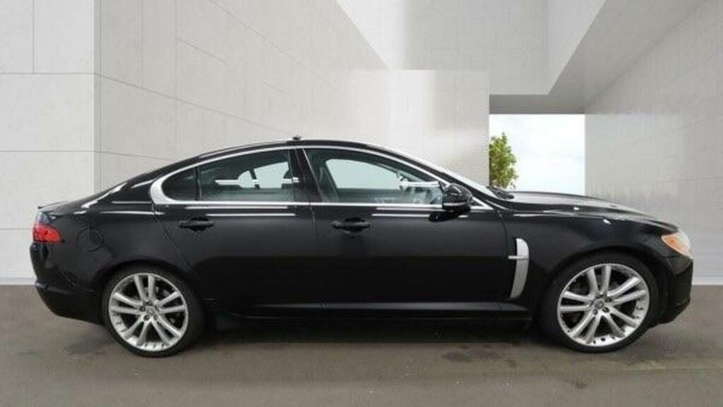 Jaguar XF 3.0D S V6 Portfolio Euro 5 Black #2