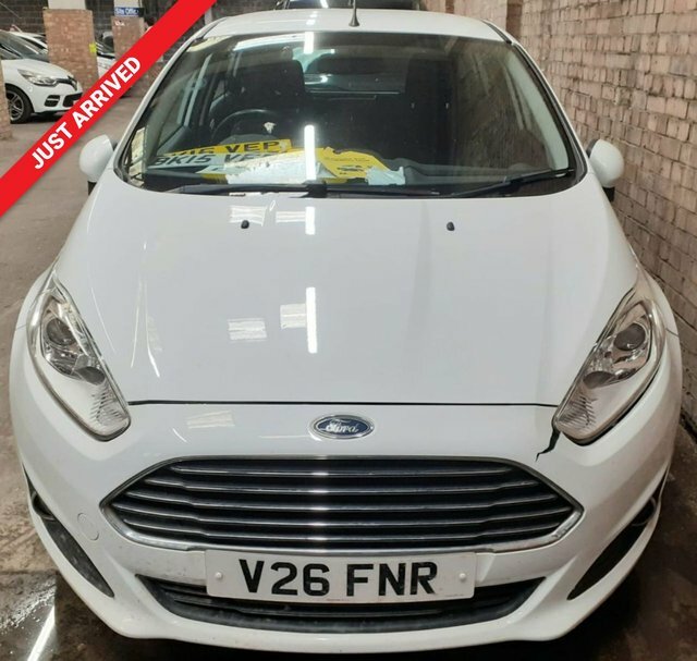 Ford Fiesta 1.6 Zetec Hatchback Powershif White